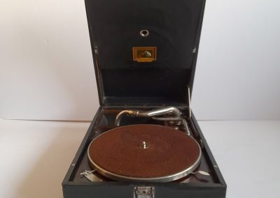 1927 His Masters Voice HMV 101B - 5d60b9d5 160e 4467 9e33 e664a3a2cd51